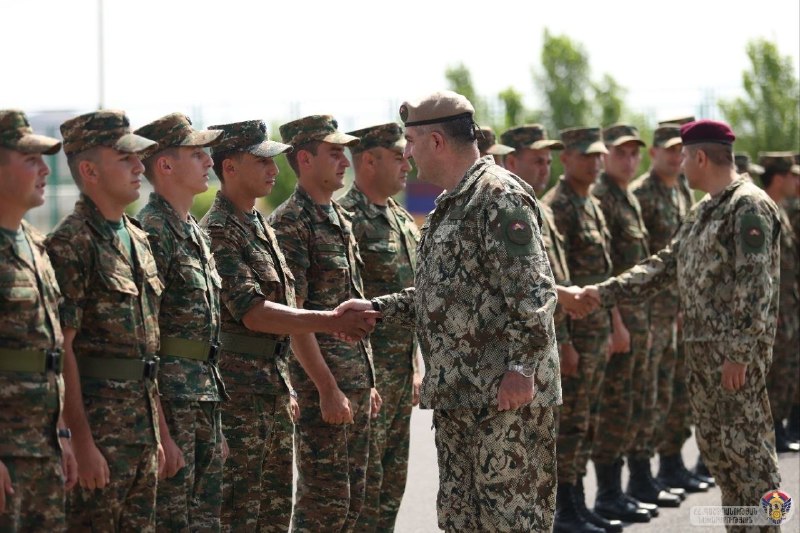 Генерал-лейтенант Эдвард Асрян принял присягу сержантов в Ширакской области