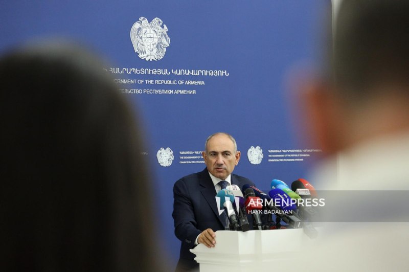 Пашинян подтвердил план принятия новой Конституции до конца года