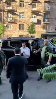 Сурен Папикян встретился с молодежью «Гражданского договора» в Ширакской области