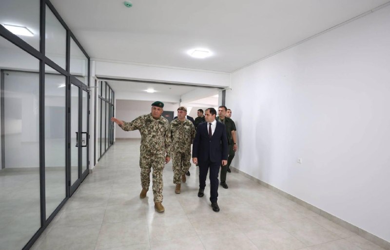 Сурен Папикян открыл новый корпус штаба учебного центра в Ширакской области